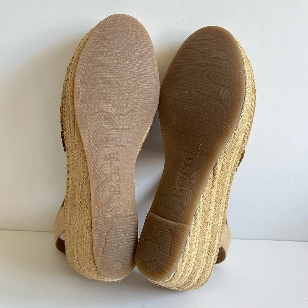 Born Meade Tan Suede Slingback Wedge Sandal Size 10
